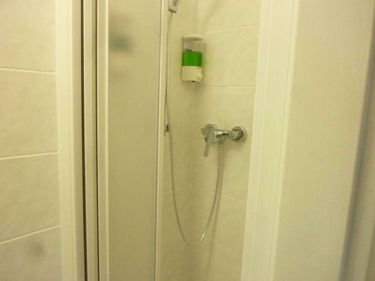 פראג Apartman Van Ng מראה חיצוני תמונה